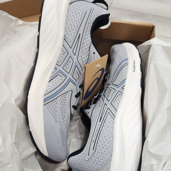 Asics Gray and Black Running Shoes main image 10